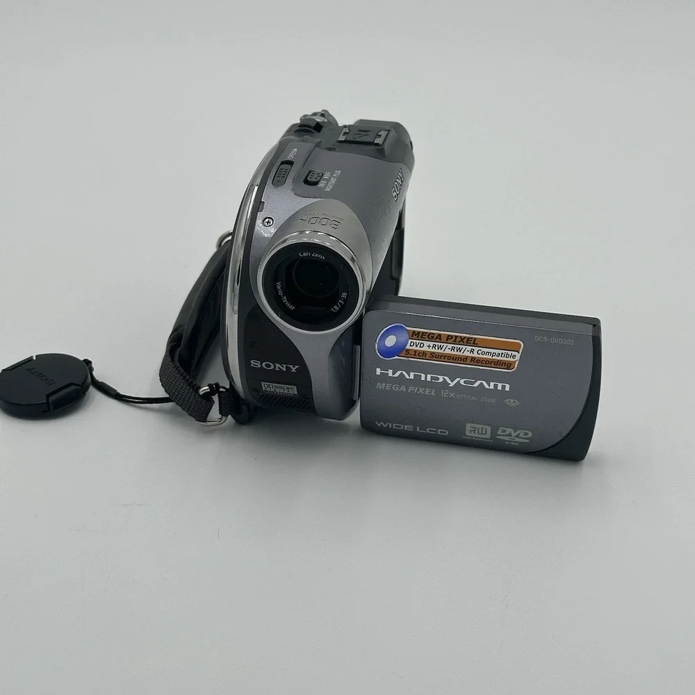 Sony DCR-DVD305 Handycam Camcorder With Original Box & SD Card Mega Pixel